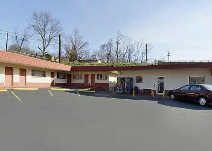 Country Hearth Inn-Hannibal