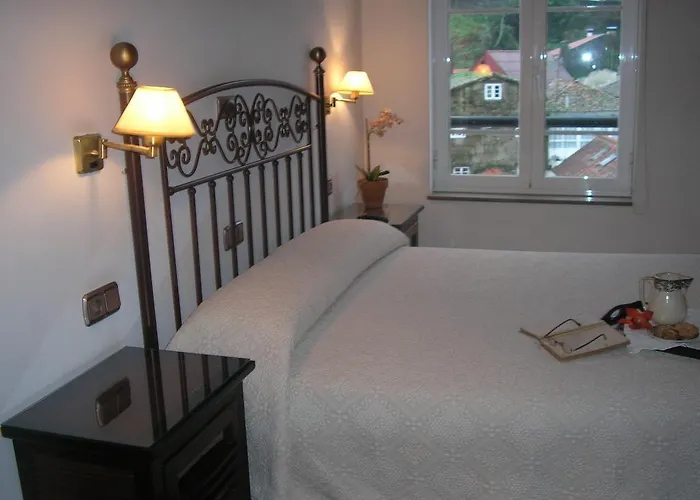 Pension Residencia Ria De Muros