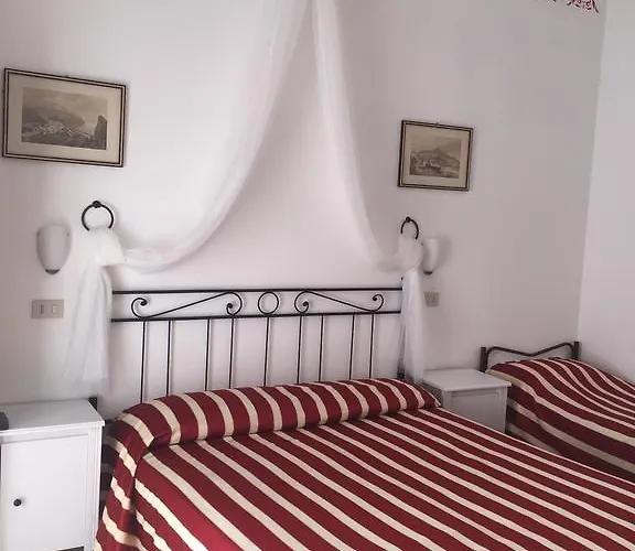 Hotel Villa Elle Loano
