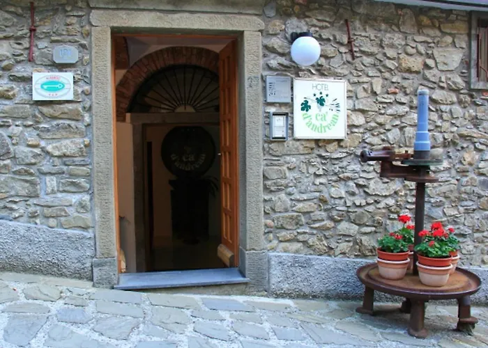 Hotéis de Manarola