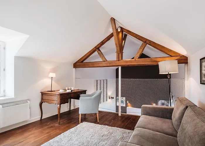Hotels in Pommard