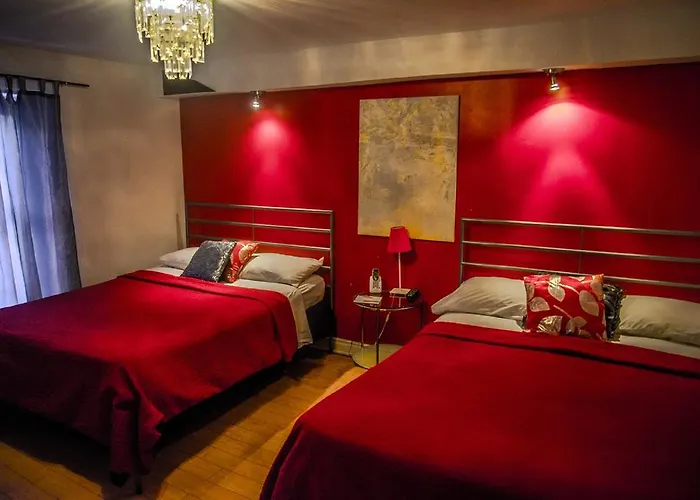 Celebrities Hotel