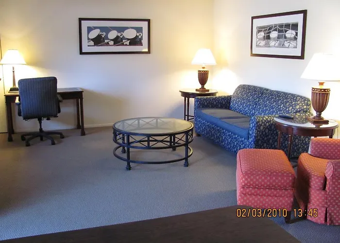 Travelodge Inn & Suites By Wyndham Yucca Valley/Joshua Tree