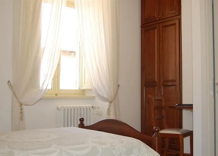 Guest House Domus Urbino