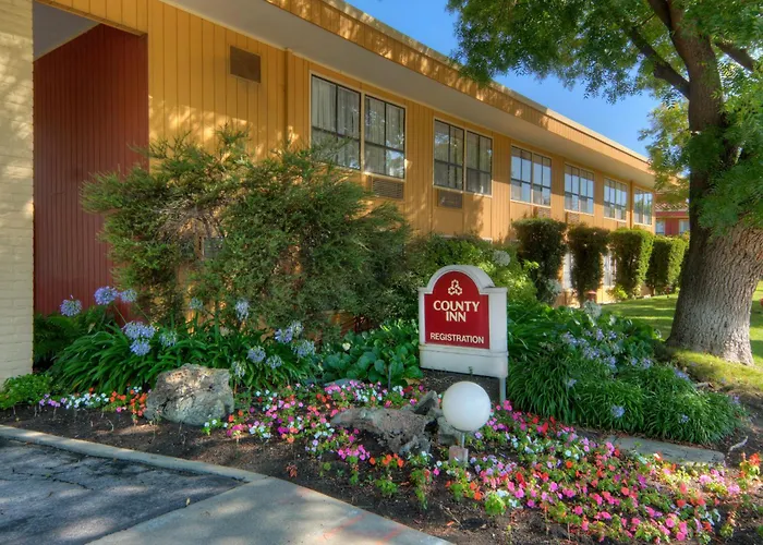 Days Inn By Wyndham Mountain View