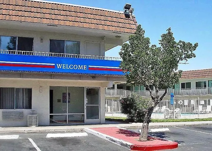 Motel 6-Pittsburg, Ca