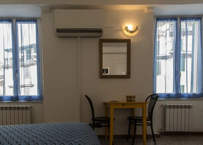 Camere Anna Vernazza