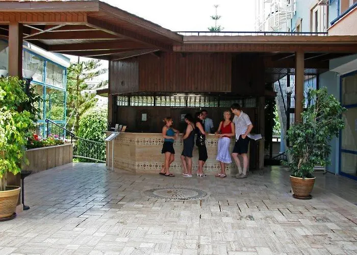 Elysee Garden Family Hotel