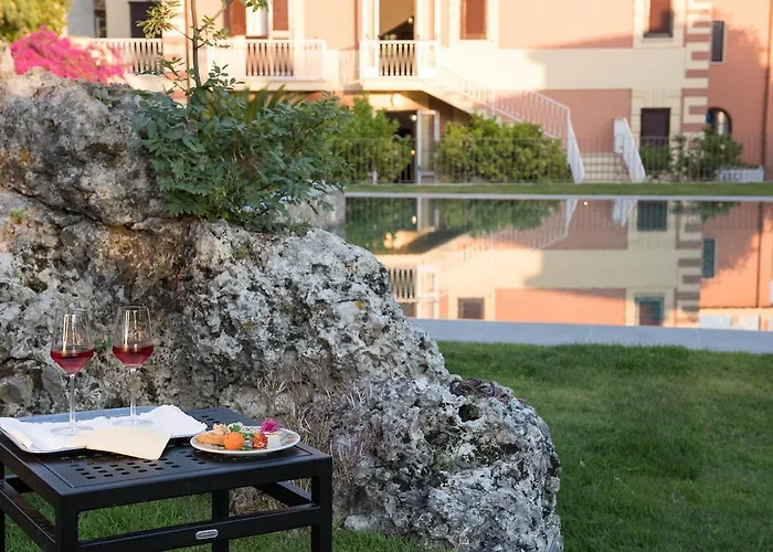Romantic Hotel & Restaurant Villa Cheta Elite Maratea