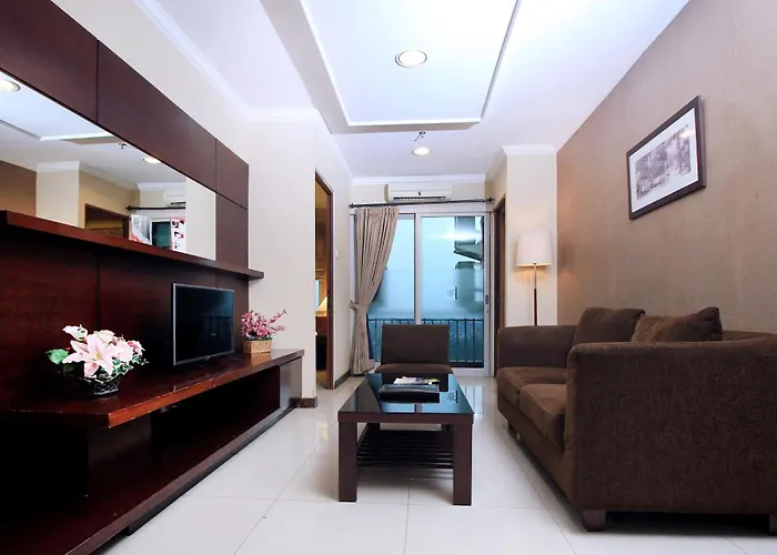 Galeri Ciumbuleuit Family & Business Hotel Bandung