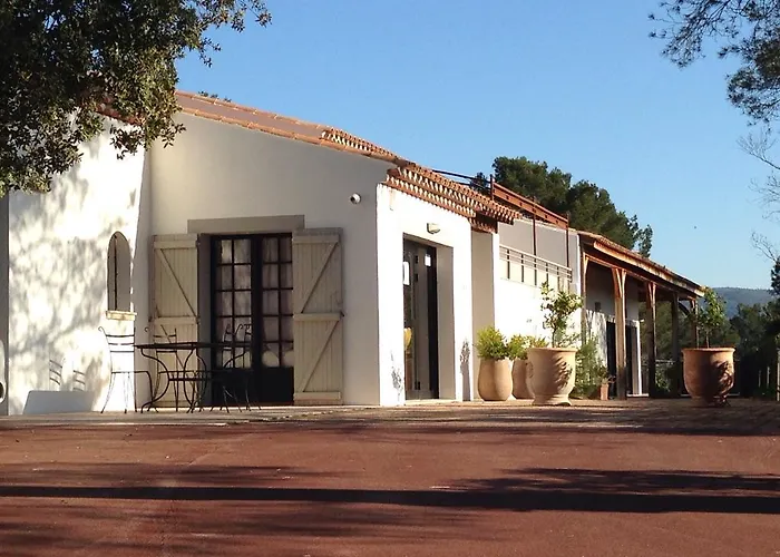 l'Hotellerie Kouros Cuers
