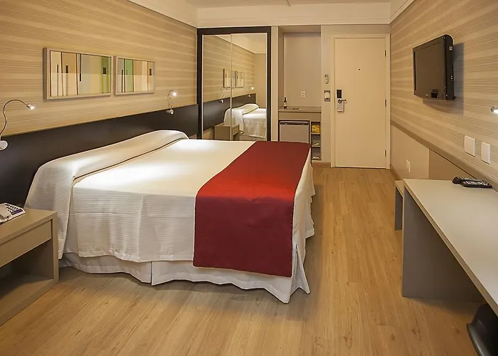 Max Plaza Hotel Marília
