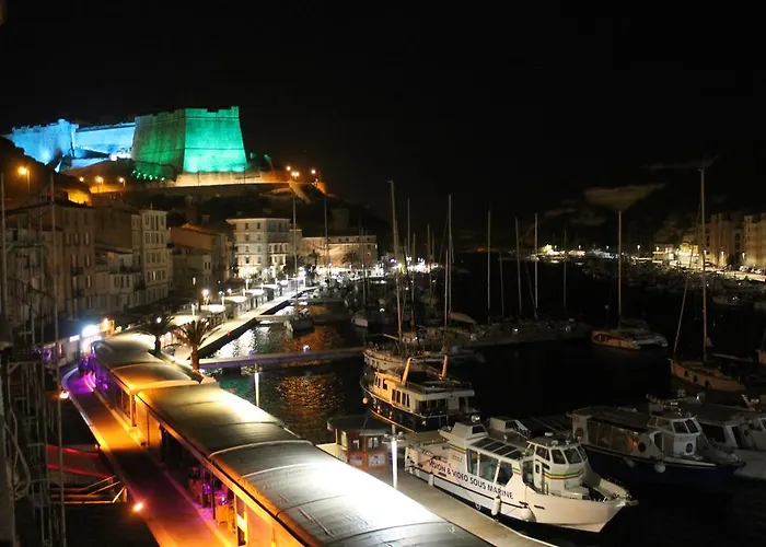 Les Appartements du Port Bonifacio 