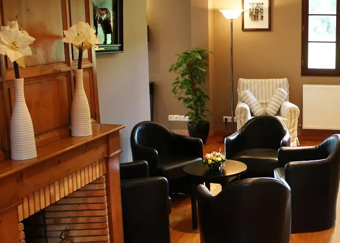 Desvres Hotels