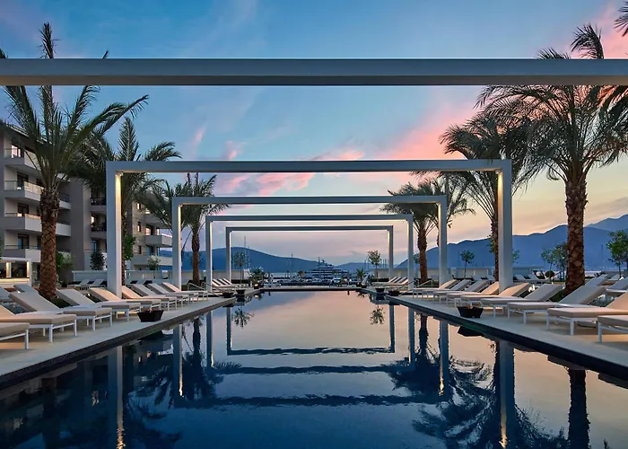 Hotéis de Tivat