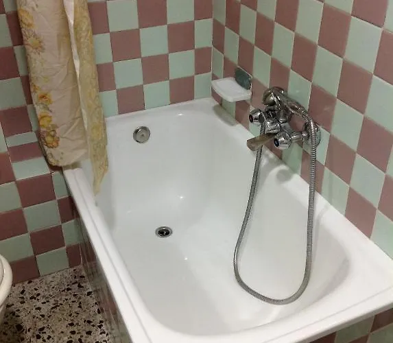 Hostel Alhambra Gerona