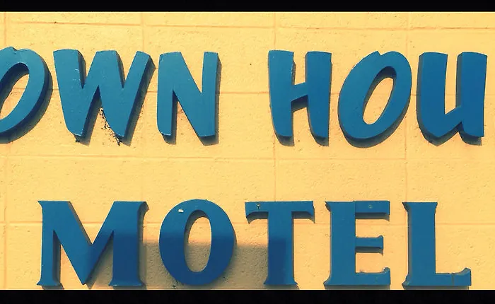 Eureka Town House Motel - Historic Old Town