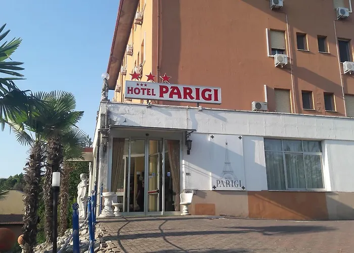 Hotel Parigi