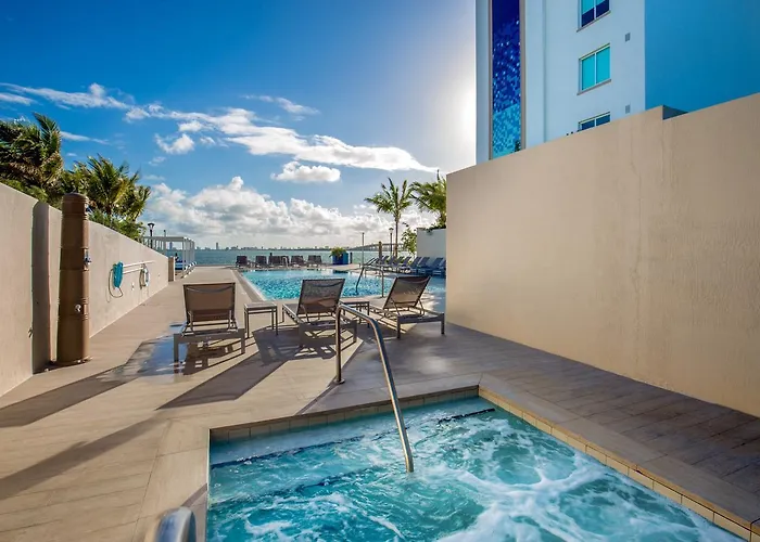 Mare Azur Design District Luxury Apartments Miami