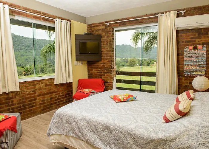 Bina'S Haus Pousada, Cafeteria E Atelier Nova Petropolis
