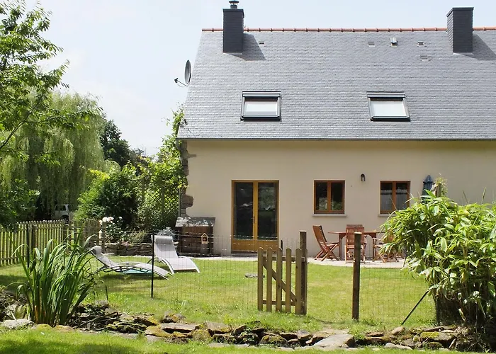 Gites De Lenvos Pontivy