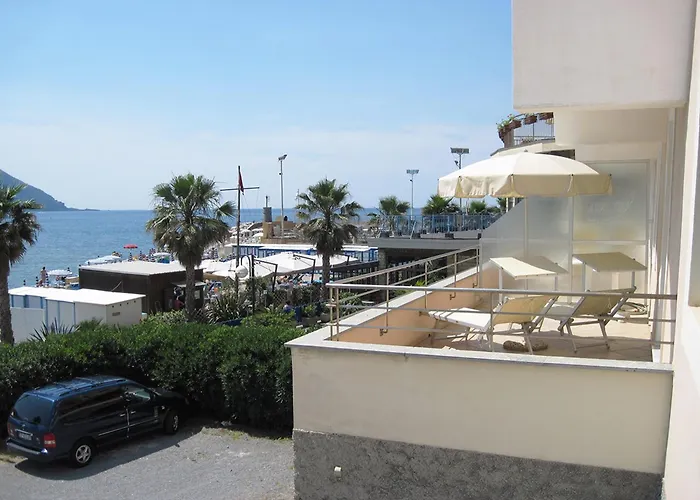 Recco Hotels