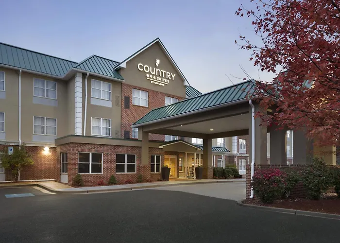 Camp Springs Hotels