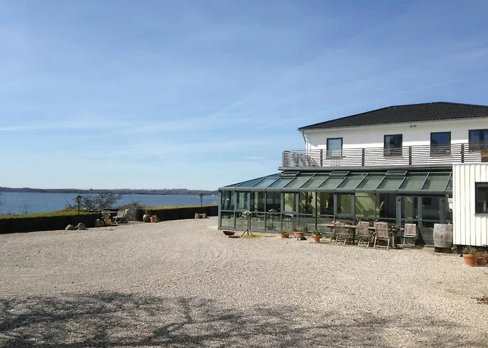 Hotels in Rønde