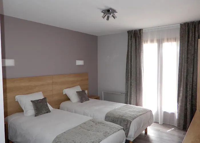 Chatillon-en-Michaille Hotels