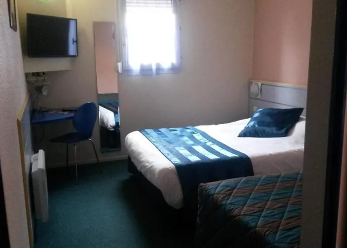 Artenay Hotels