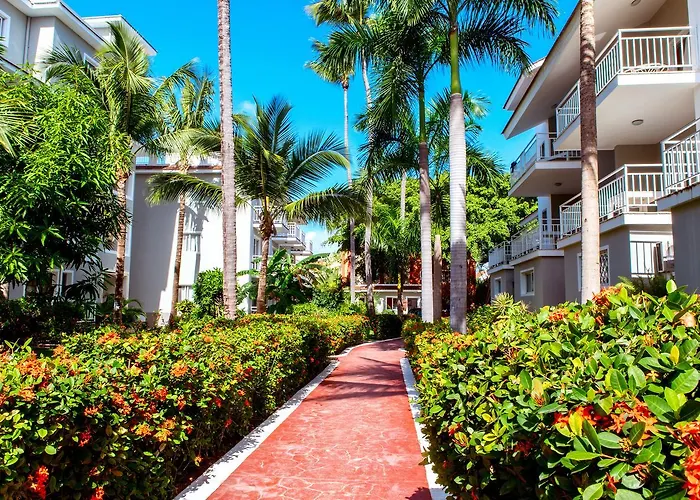 Tropicana Suites Deluxe Beach Club & Pool Punta Cana