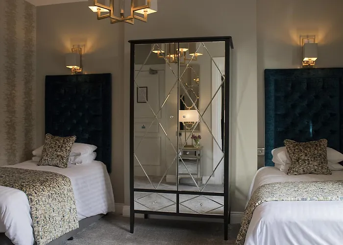 Ballymena City Center Hotels