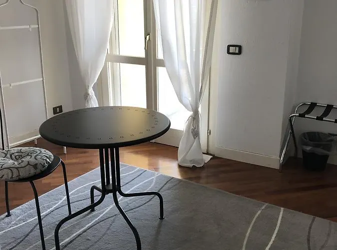Guesthouse Flora Lodi