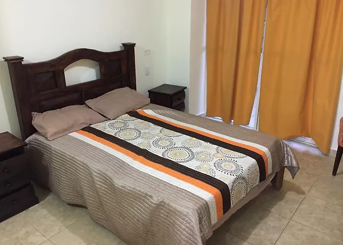 Hotel Colinas Del Sol