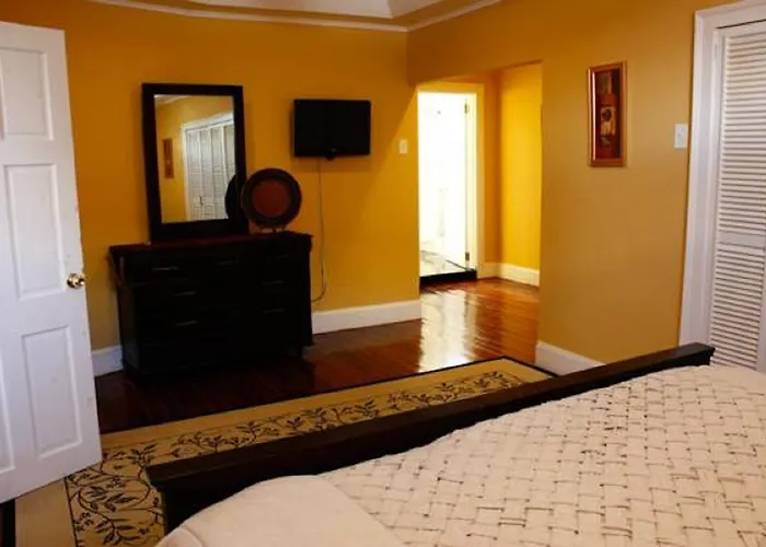Hotels in Georgetown
