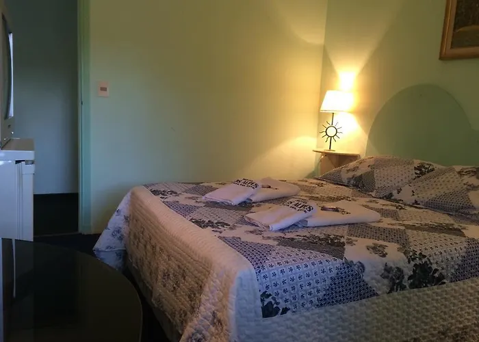Alpes Hotel