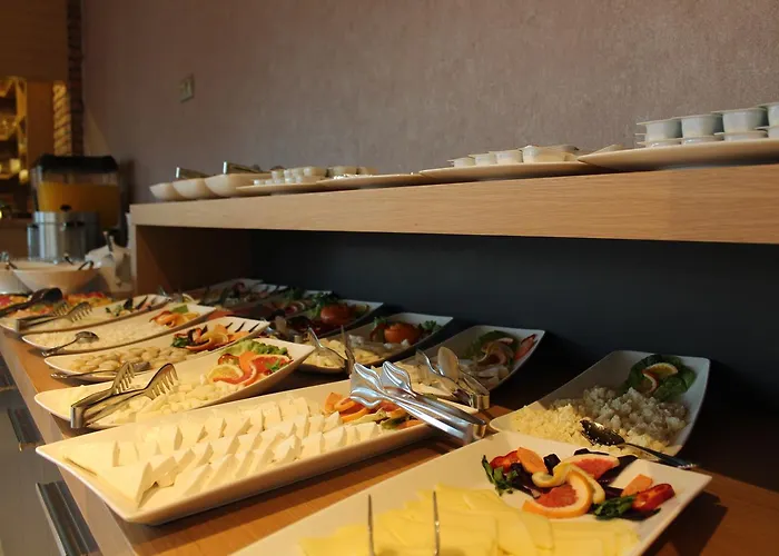 Yze Pirlanta Hotel