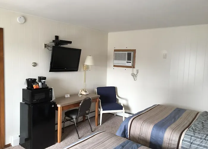 Coho Motel Kewaunee