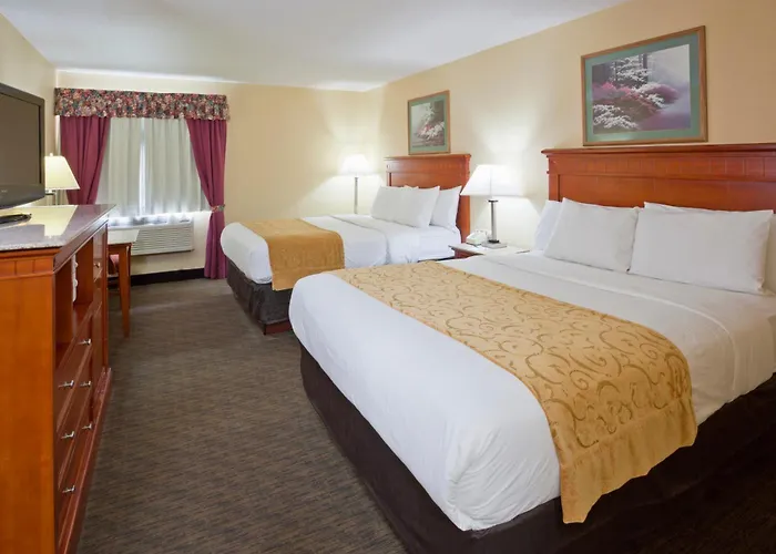 Waseca Hotels