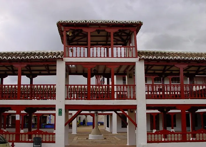Hoteles en Puerto Lápice