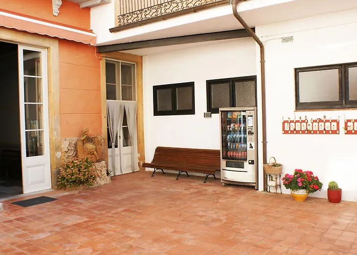 Hostal Plaja I Pati De Can Plaja Palafrugell
