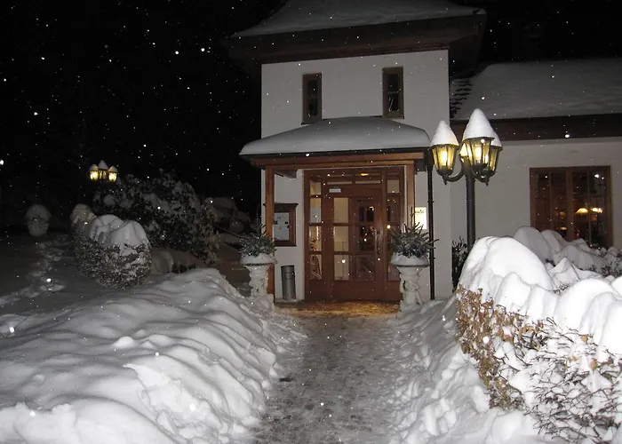 Waldcafe Hotel Restaurant