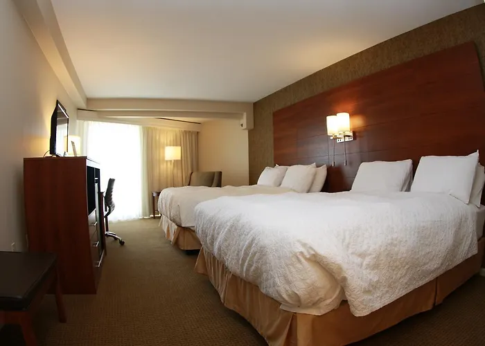 Budget Host Inn & Suites Saint Ignace