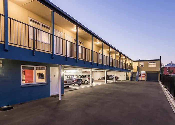 C-Motel