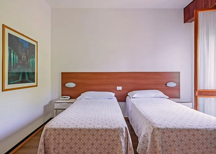Hotel Pineta Asti
