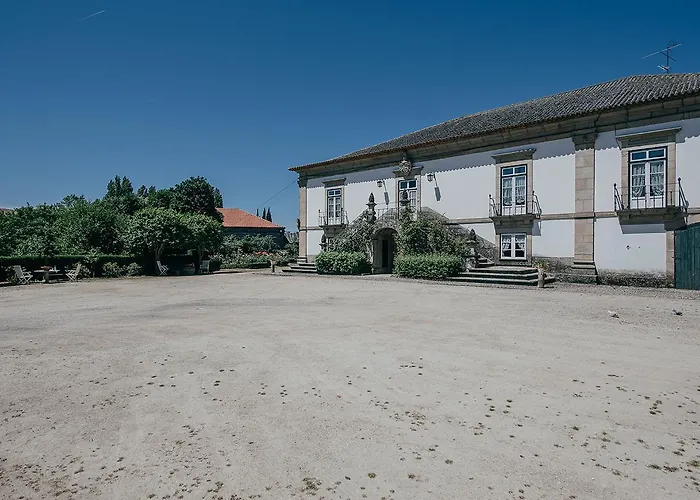 Casa Dos Pombais