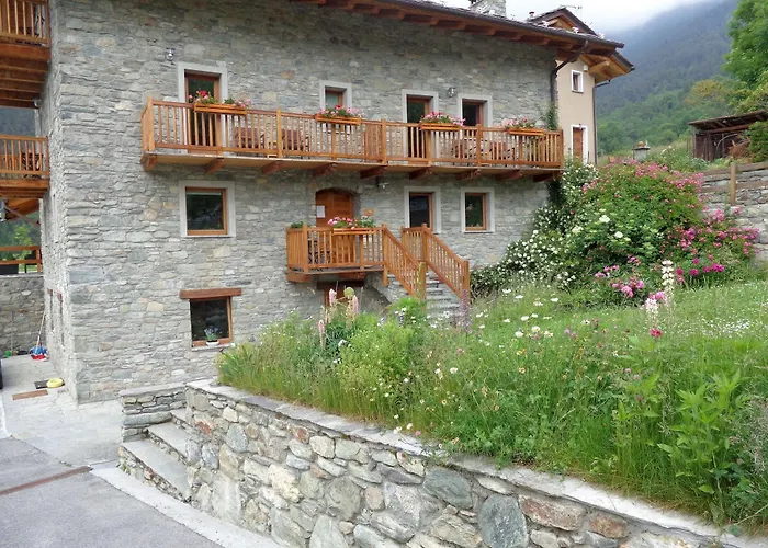 Maison Perriere - Chambres D'Hotes & Jacuzzi Ferriere