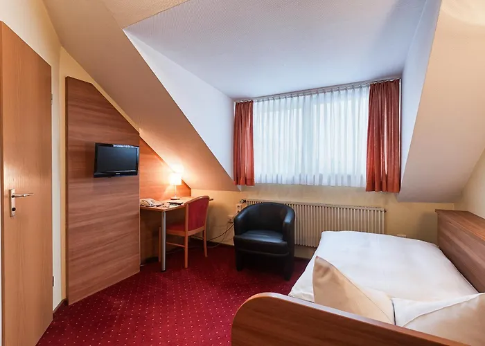 Nürnberger Trichter Family-Business Hotel Garni