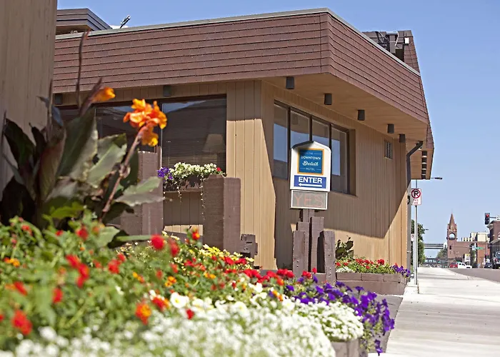 Downtown Duluth Inn