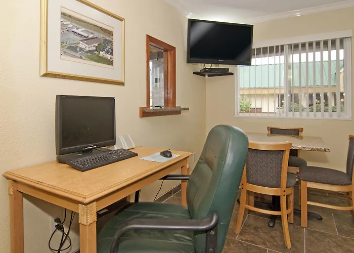 Valley Inn Shakopee